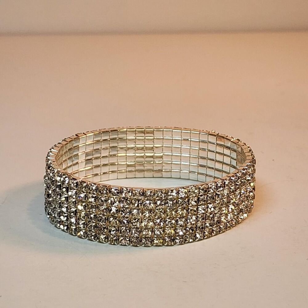 Rhinestone stretch bracelet .75" tall Beautiful Sparkly Vintage Prom